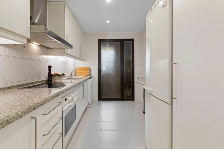 edf6680e50c4dab52a330111bb5712ca - 6