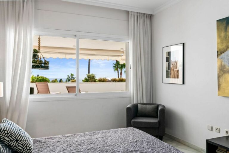 f09c6e37ddd1eebdaed01ad2ec0e3275 - 14