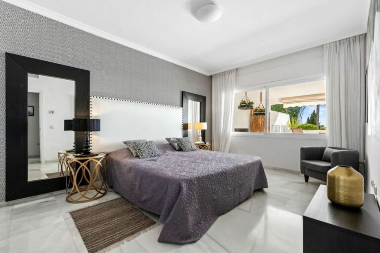 f09c6e37ddd1eebdaed01ad2ec0e3275 - 16