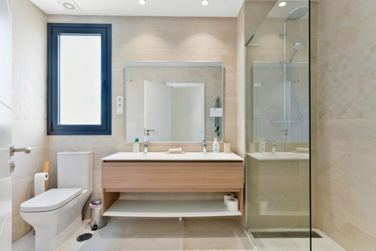 f1446a0cd3daa6361c44f8fd6fd03b4a - 10