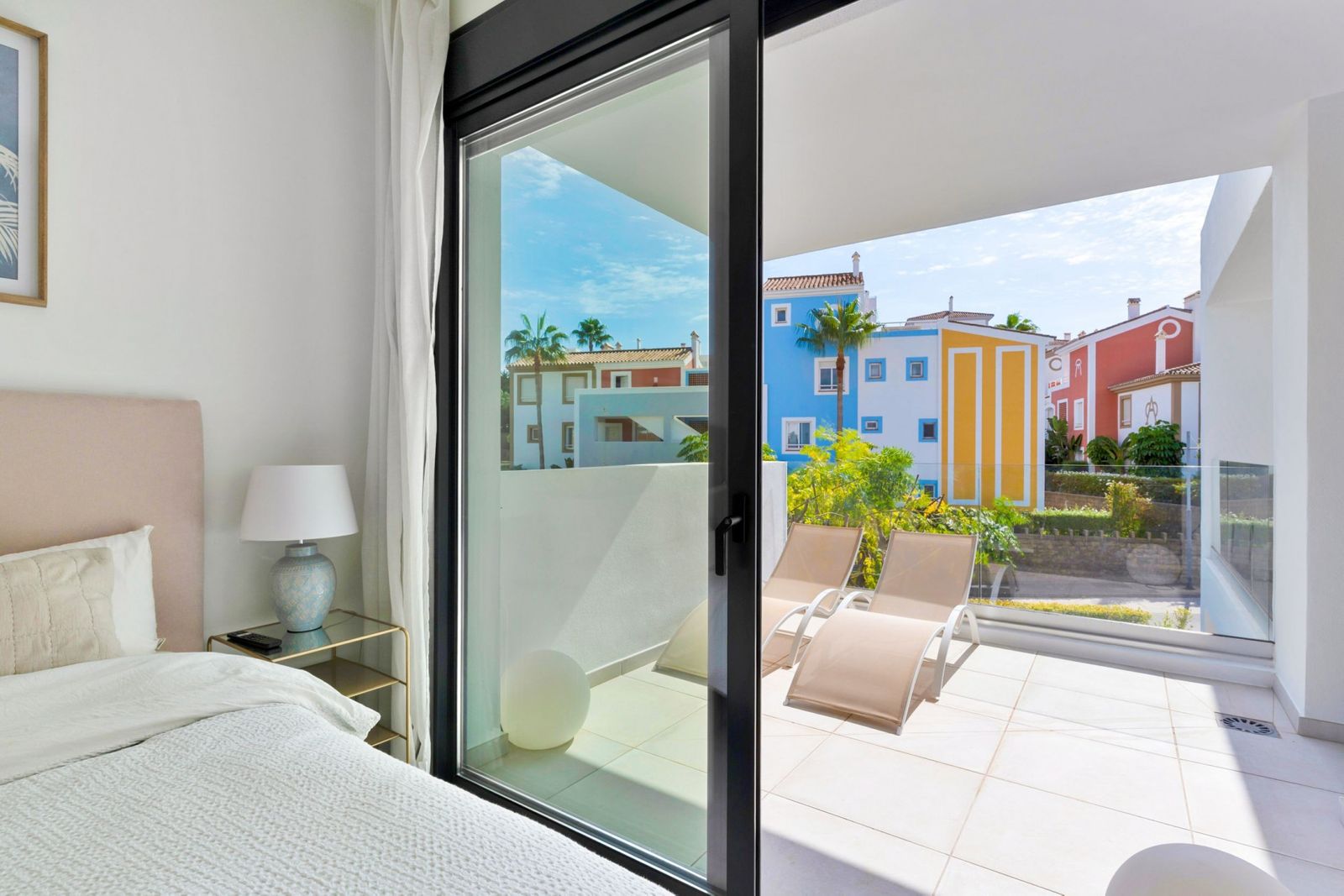 f1446a0cd3daa6361c44f8fd6fd03b4a - 11