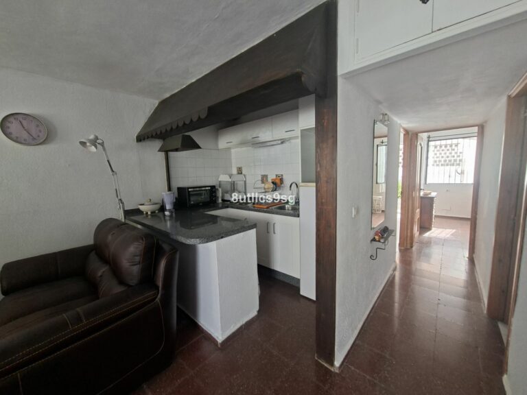 f5fca8d7115ee7acadd94d9ffe7597a7 - 12