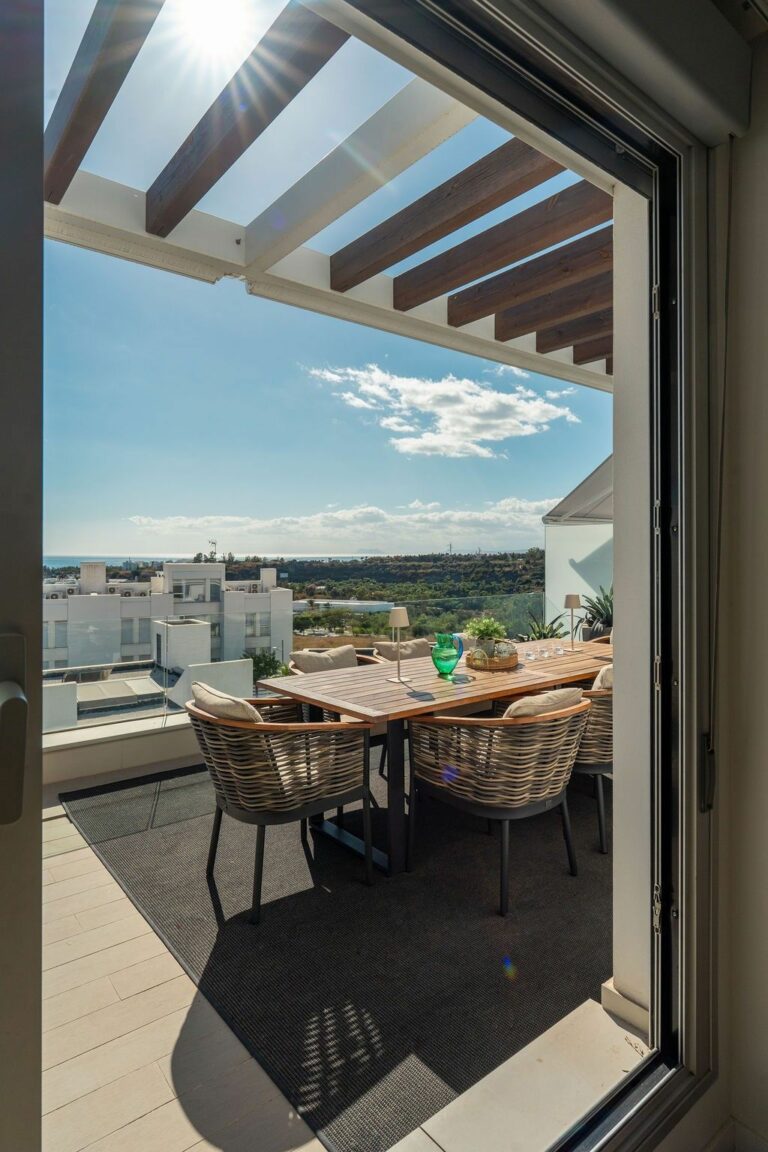 f6e37041c8b81e32f593b67ac27962d4 - 14