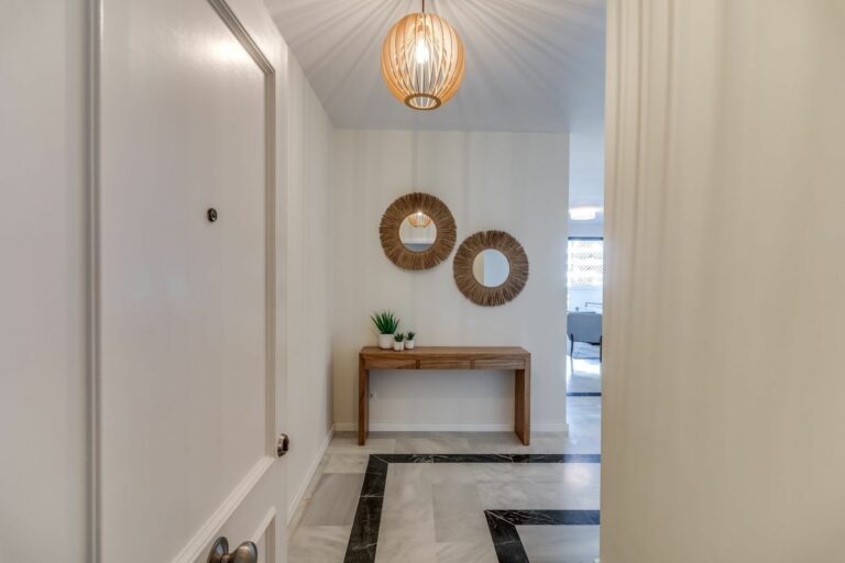 f8f672bdc7ea005928bf797614a4fd66 - 11