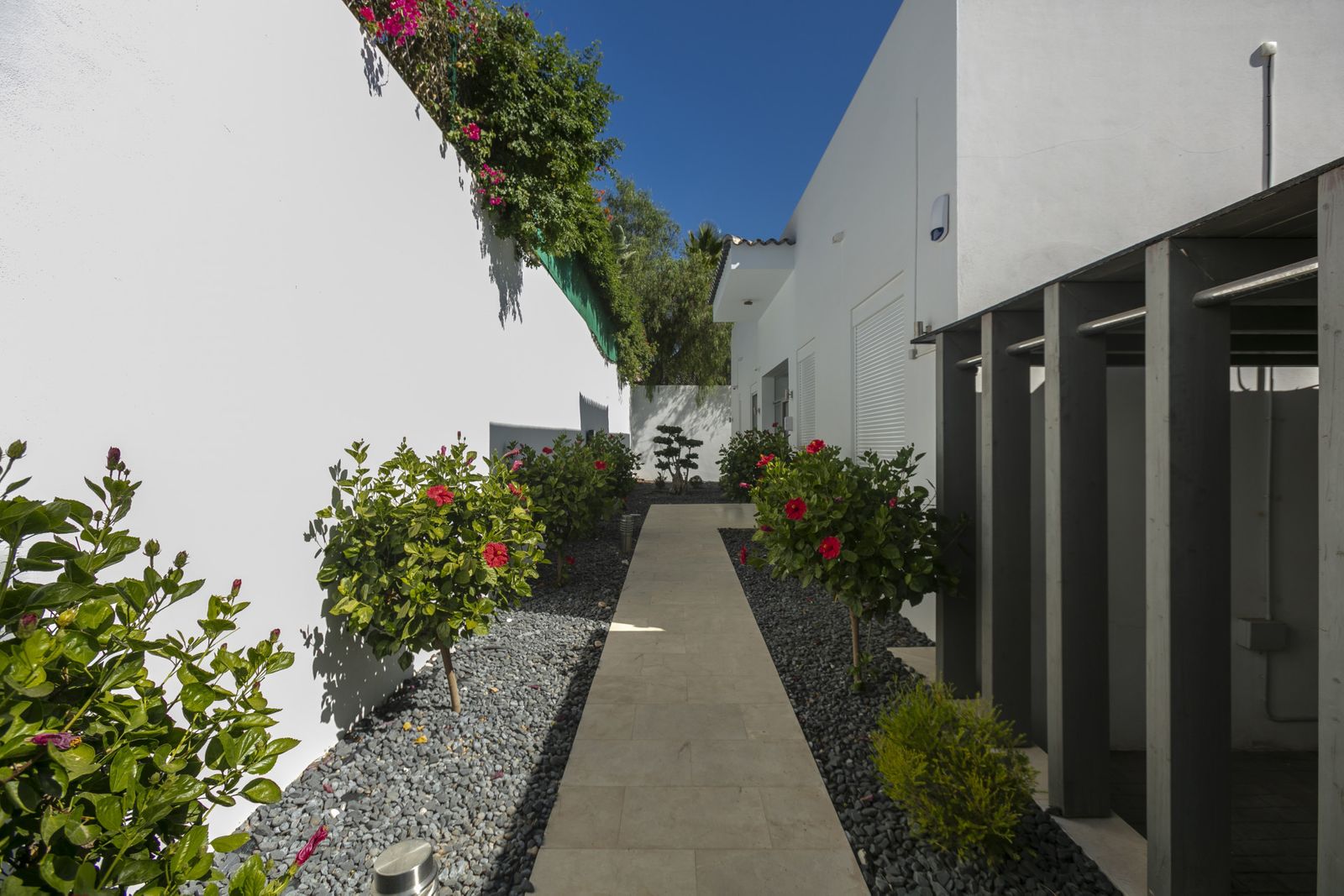 f9048e035dc07d431e5c99fedfec33f3 - 3