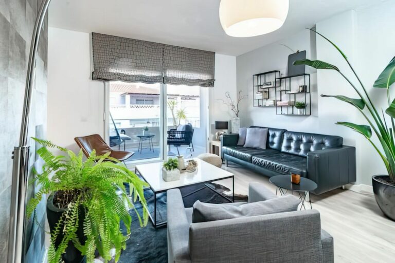 fbf3b7c2cbbb562a6706221aeffd31cb - 6