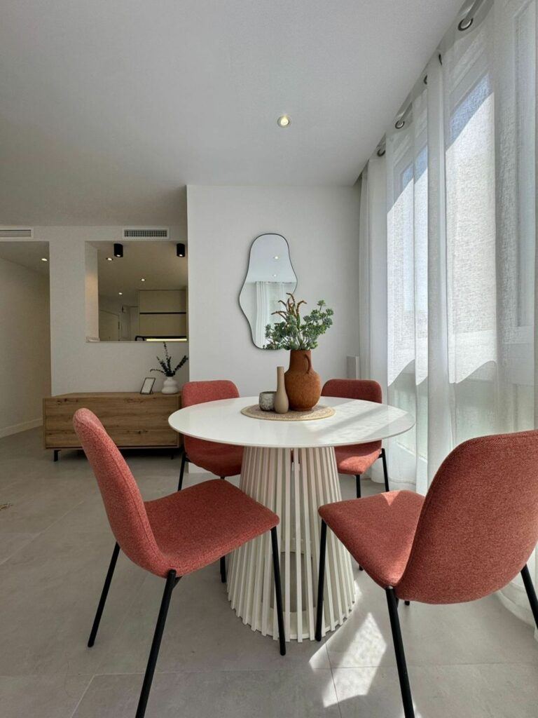 01d47d29a76360505ed6a3b4220be531 - 2