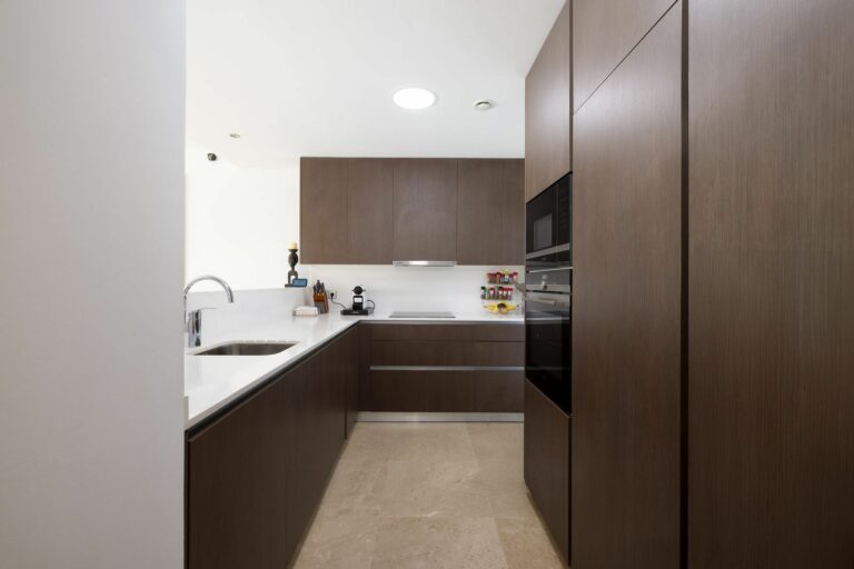 01e1a7d2509dd4b06fb78ab138fc5b36 - 14