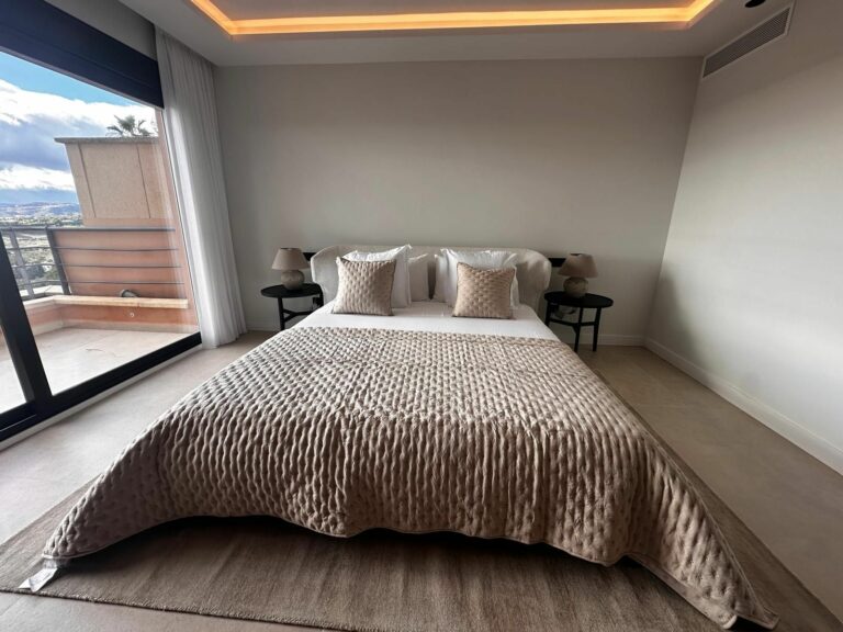 029a9b6730f28d39441cb1551fedddbd - 10