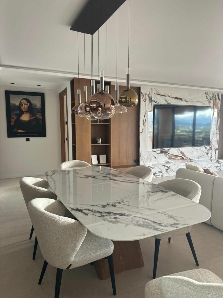 029a9b6730f28d39441cb1551fedddbd - 11