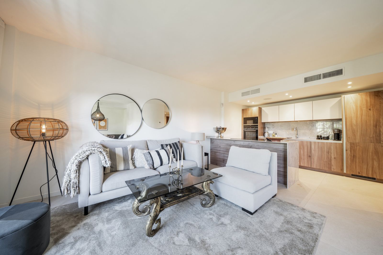 02ebd14ecfeb2f5c45c8ed69c988f765 - 8