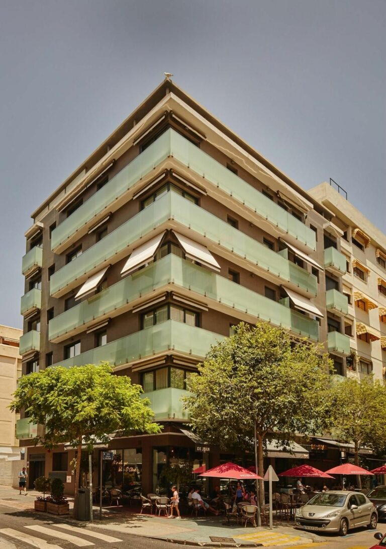 0404de04e900c77f260ae52bb5911e52 - 15