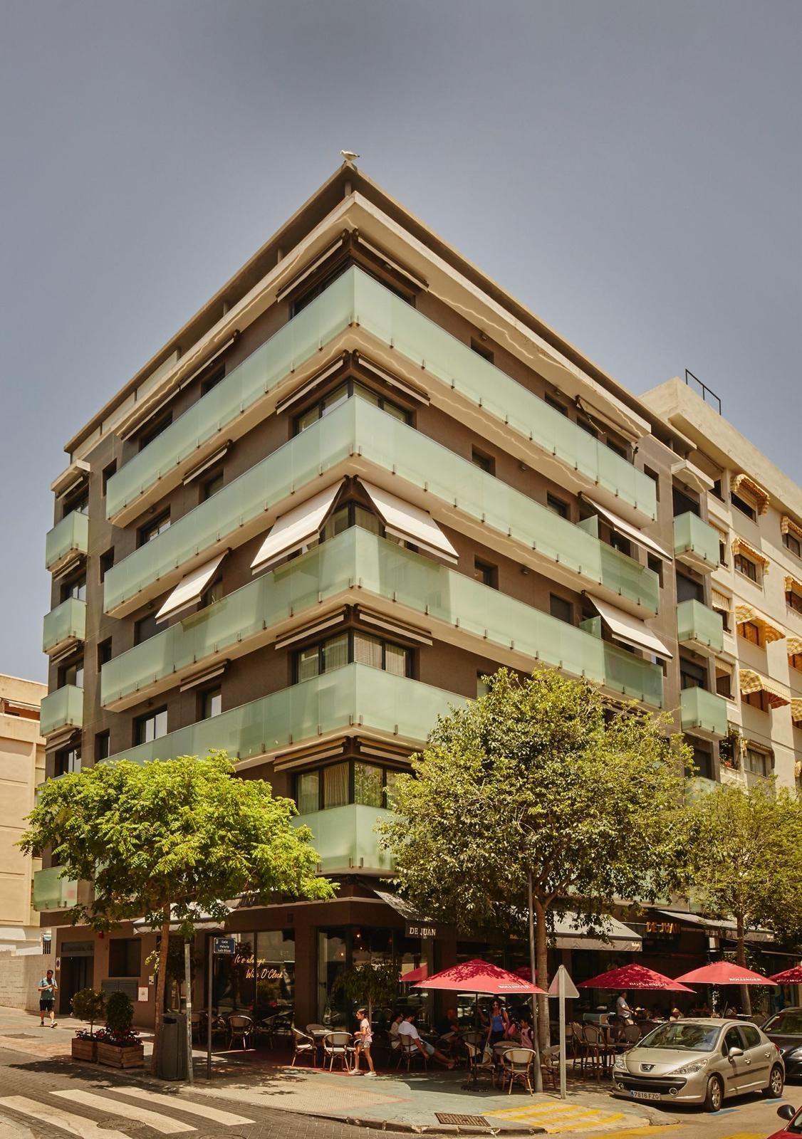 0404de04e900c77f260ae52bb5911e52 - 15