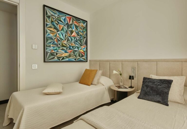 0404de04e900c77f260ae52bb5911e52 - 7