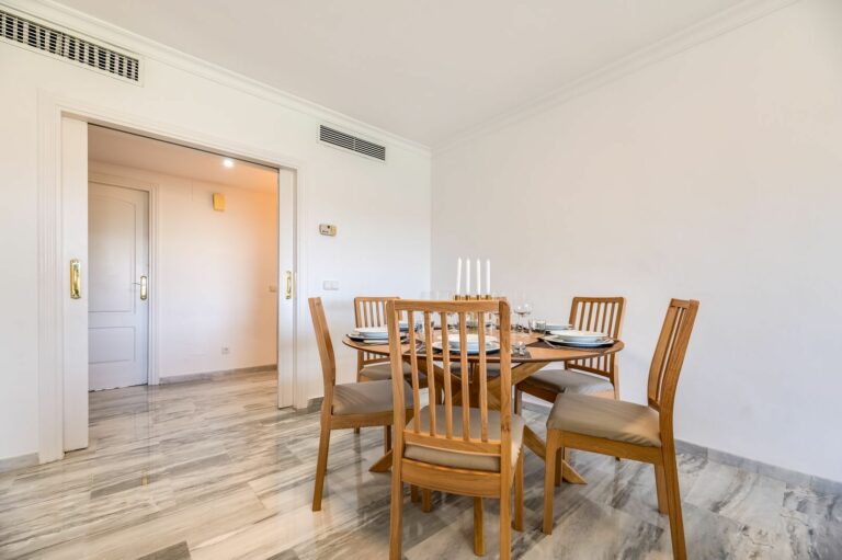 04372a87c97fc8fca194962a84823a67 - 12