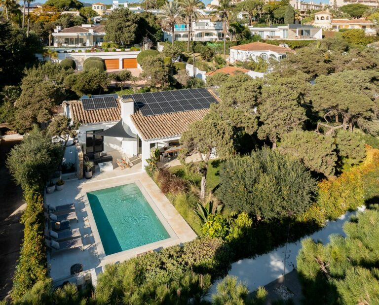 046bb08b454a99d21f83447e4590ef4b - 1