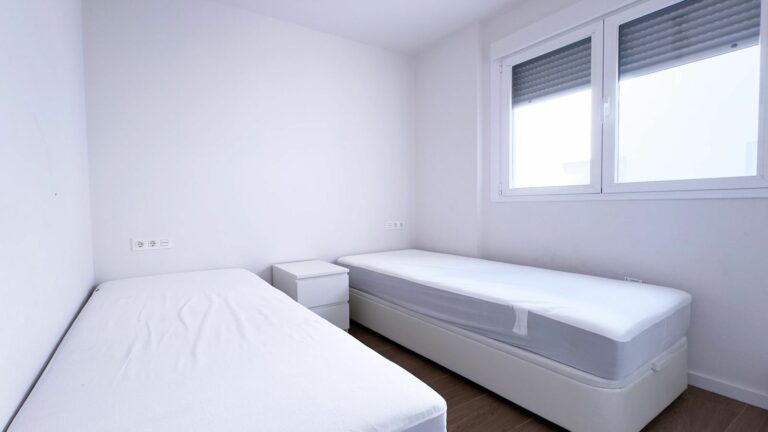 049444f0462449f7bc8a2ef9536acd76 - 11