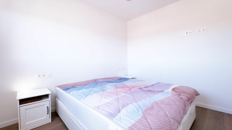 049444f0462449f7bc8a2ef9536acd76 - 15