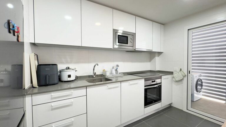 049444f0462449f7bc8a2ef9536acd76 - 7