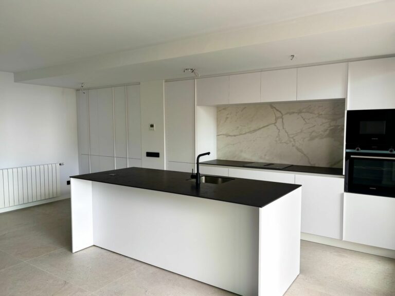 053050be8738256ef9d00e370064e256 - 7