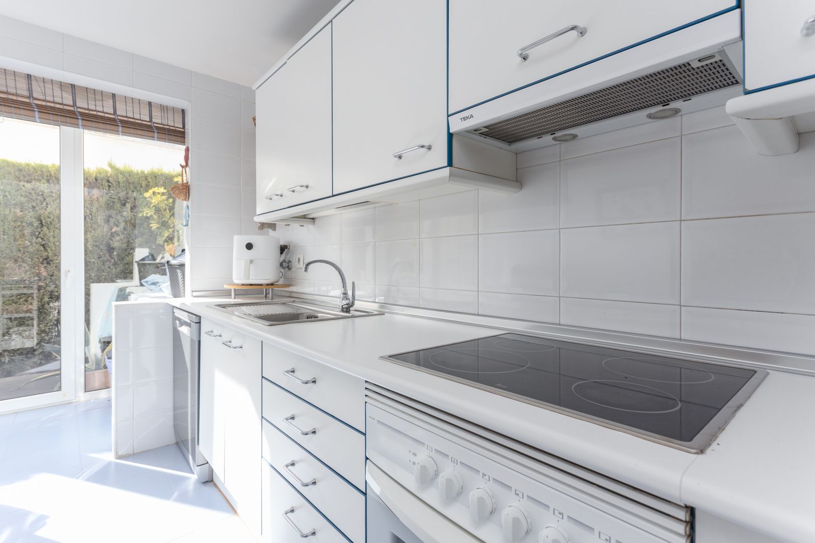 0563665f6c4c5770647572b0da95646f - 8