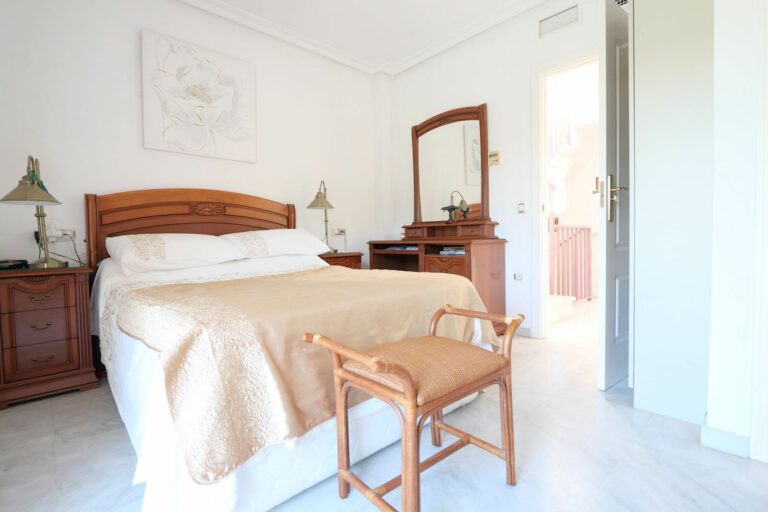 06b062e751c402c01eedbe5bb5bbd684 - 8