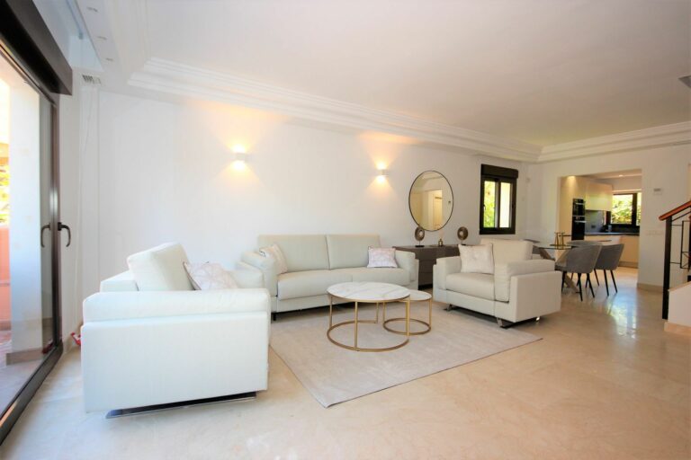 06b247f3e638d1bfb86cdc78a98128b0 - 16