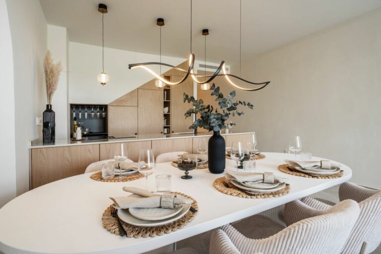 06b6452e47d7bc5d6a878525fccd2d07 - 12