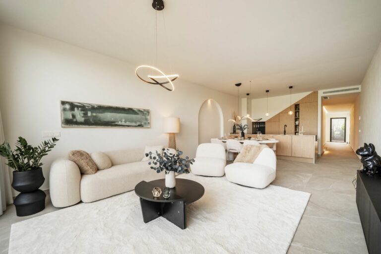 06b6452e47d7bc5d6a878525fccd2d07 - 7