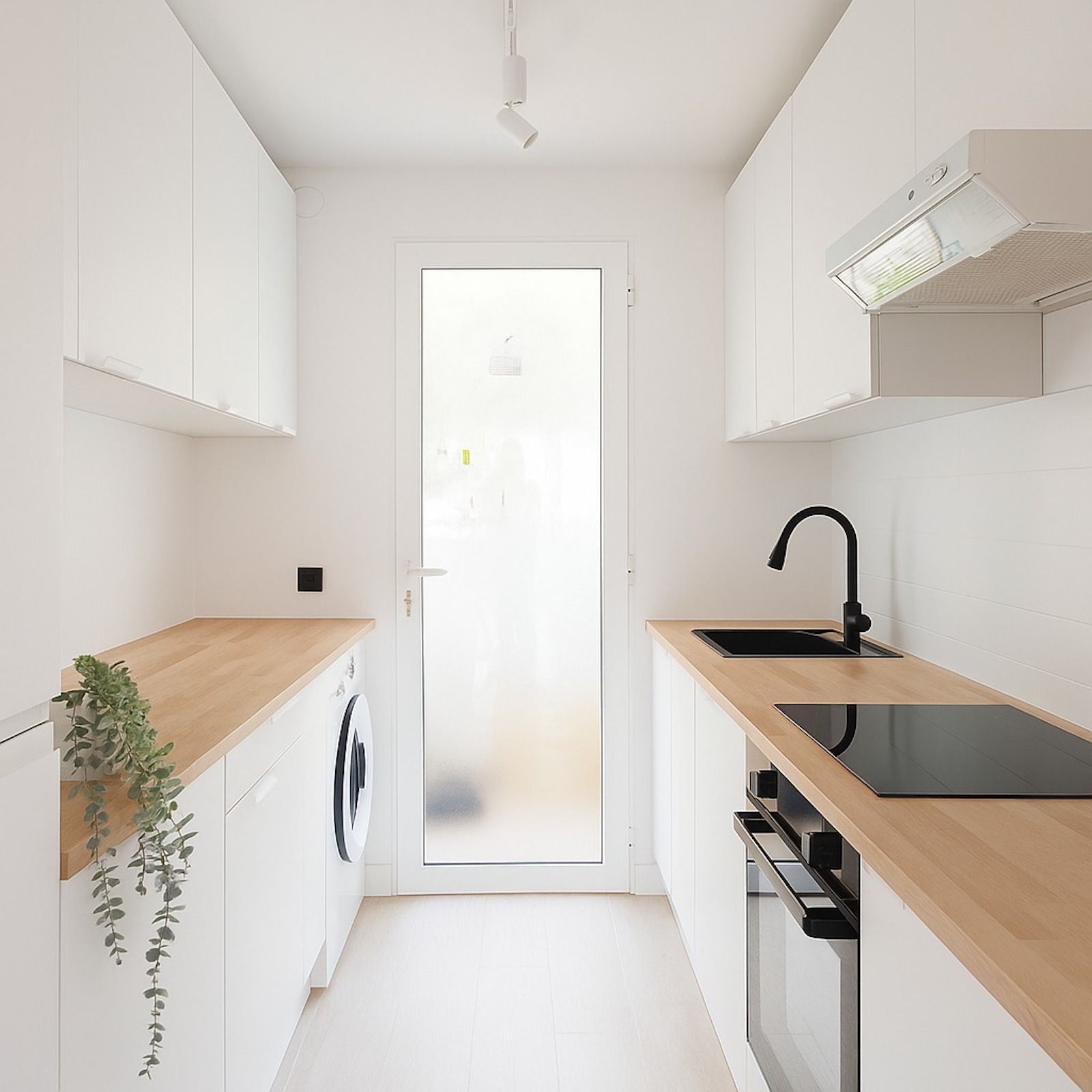 06f1090072b8a6fcb149e241e0cc9bf0 - 5