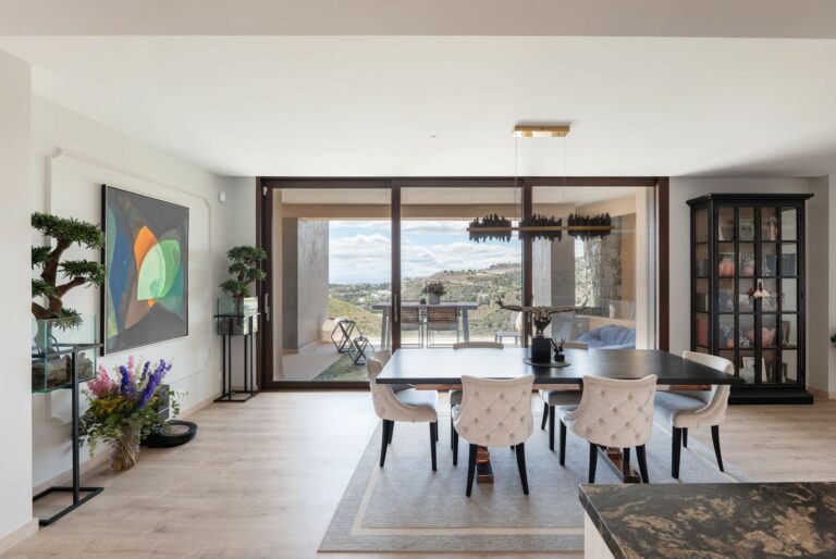 0731565ca28820065a3c70696523863a - 6