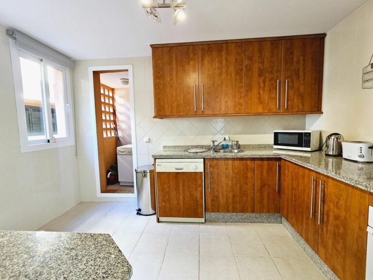 07394005e82b4615abf569d4137664ca - 6