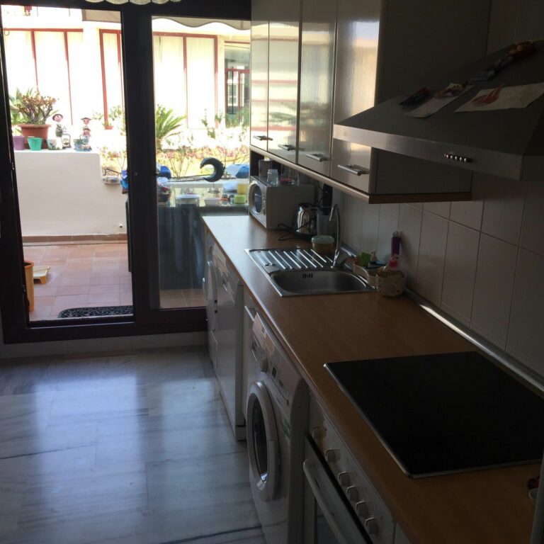 07403a7b6a0f441c763a2baefb1924ff - 11