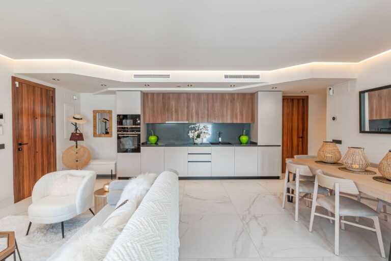 081f62f9c786128925932c37b6864073 - 7