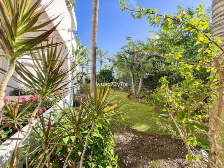 085ae5839d3da9d95dc1a874c6f685c5 - 11