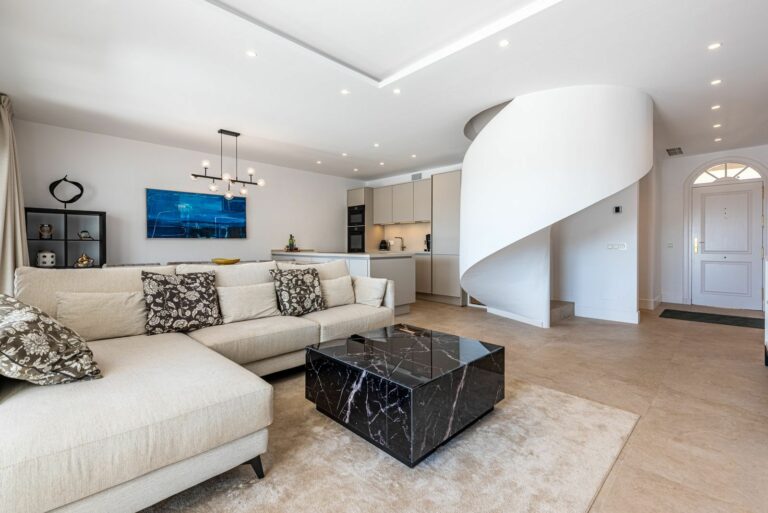 08b6d6ecea738fae3d2c541c98231b42 - 2