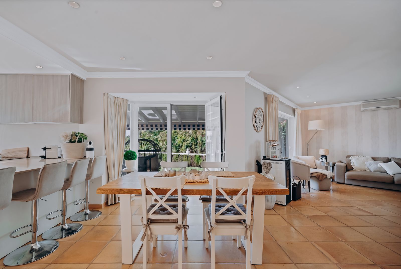 090586ac6a33167757fdd79080442d52 - 13