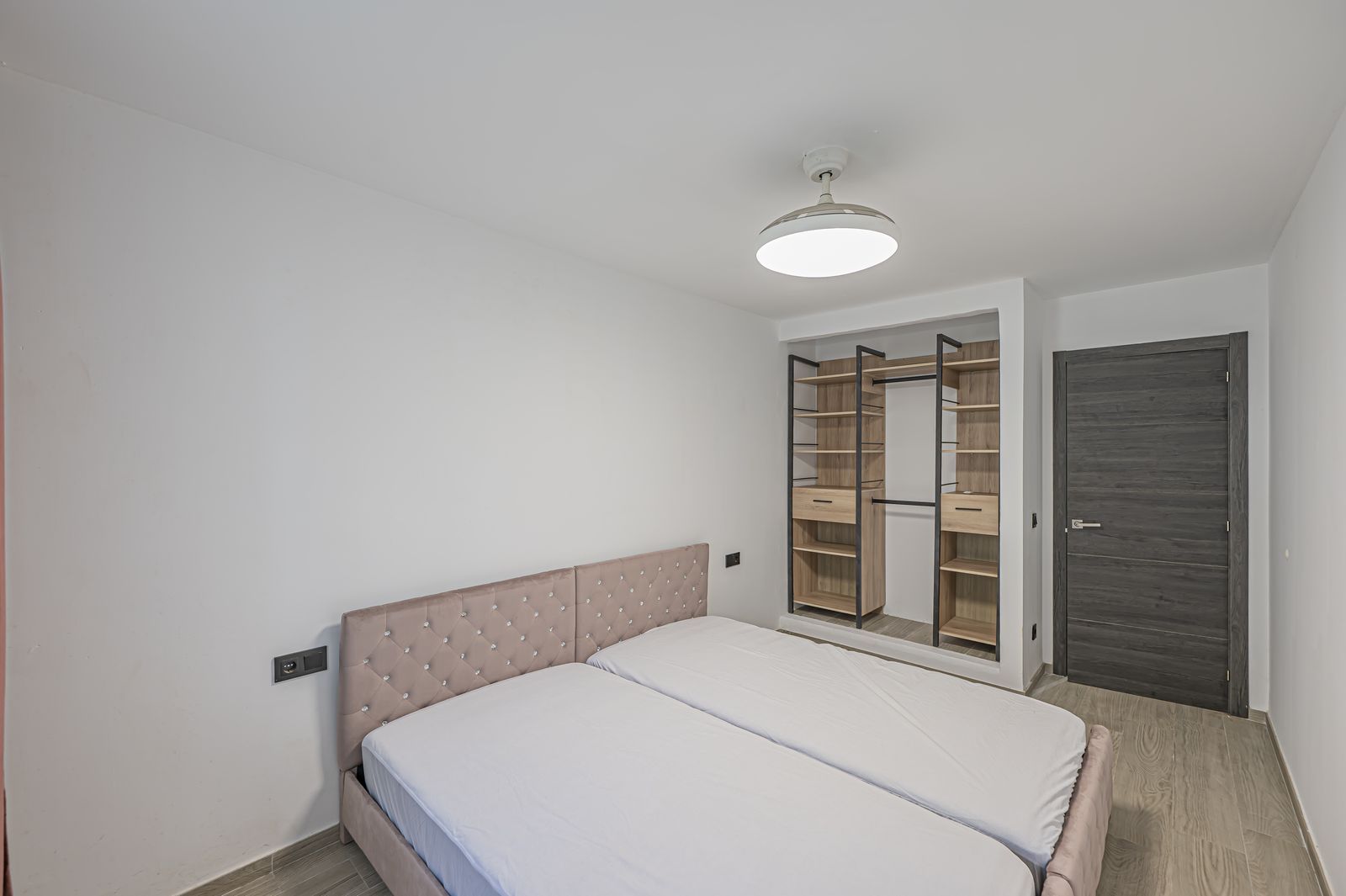 09ce668b5dadd292bc926dc2a94392bc - 15