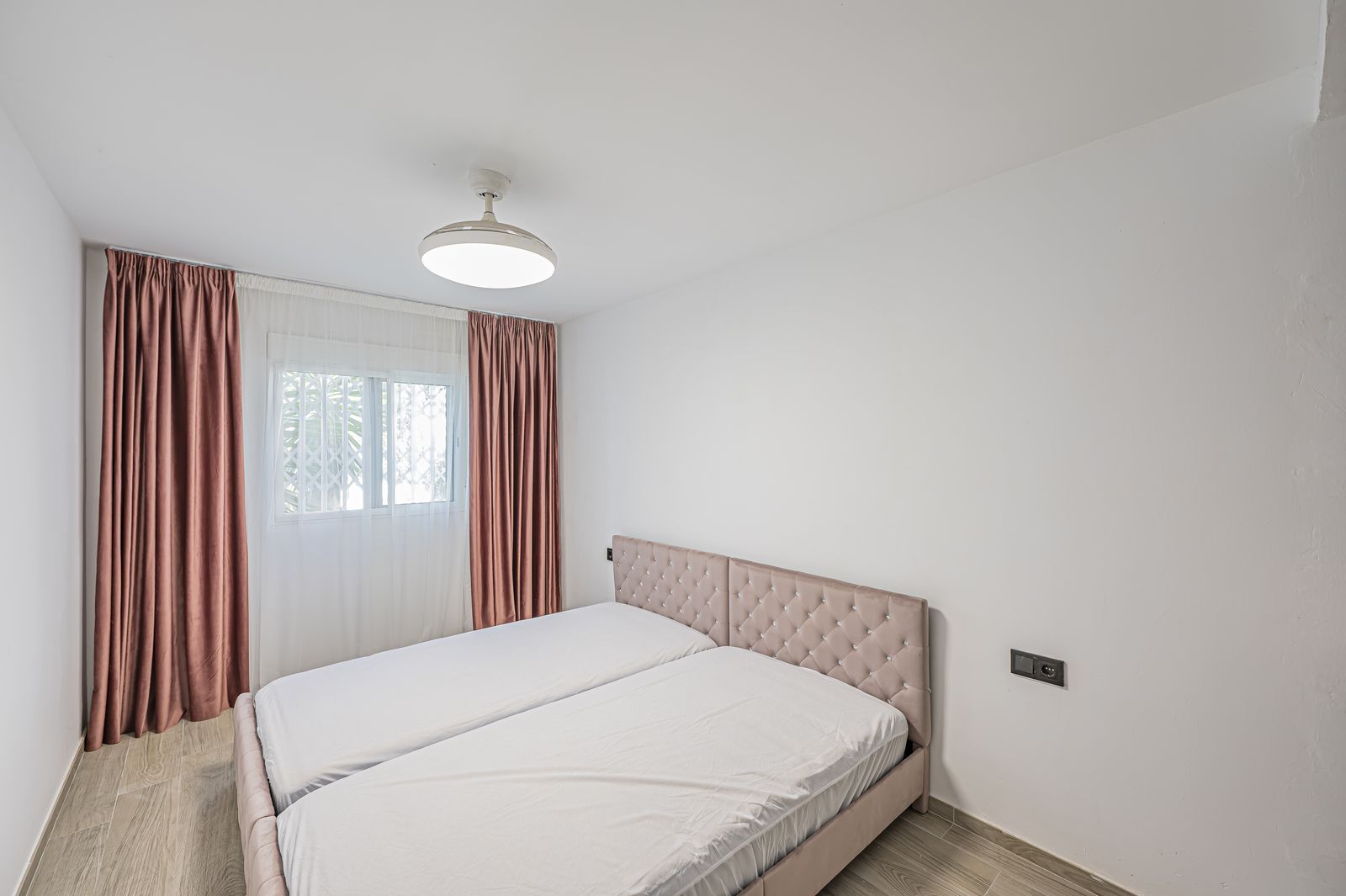 09ce668b5dadd292bc926dc2a94392bc - 6