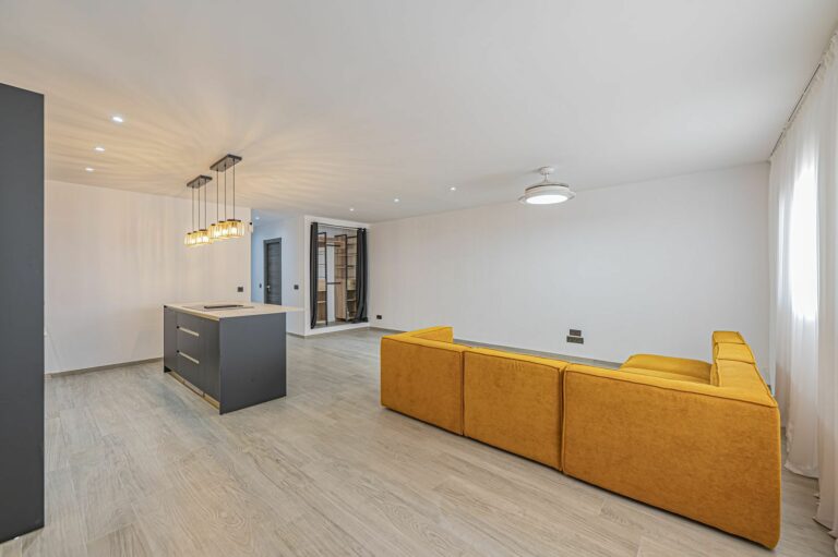 09ce668b5dadd292bc926dc2a94392bc - 8