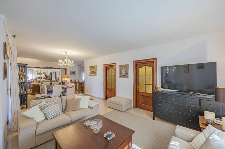 09df5b172166ca7c7fe6b6c2d98b14f1 - 4