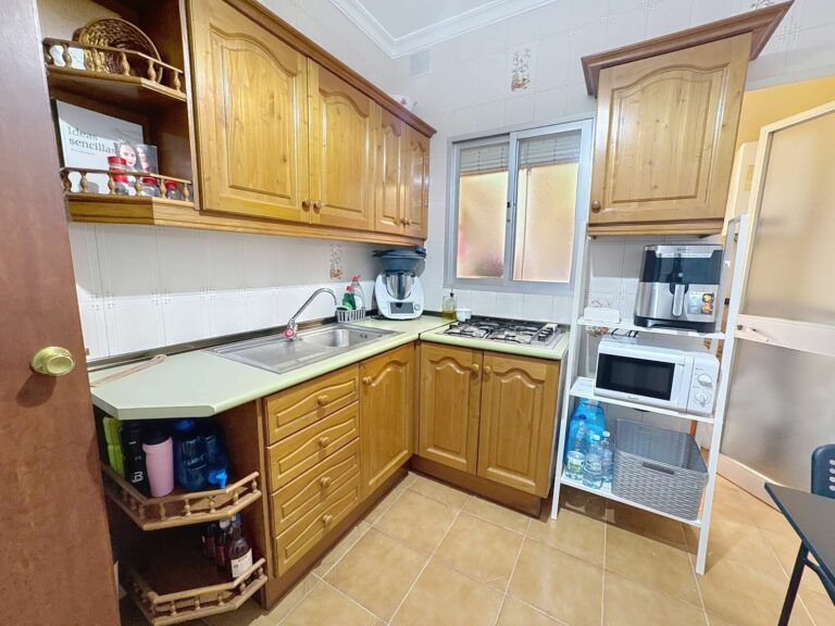 09e17c0bc705523e3f382f6d3b5d8538 - 13