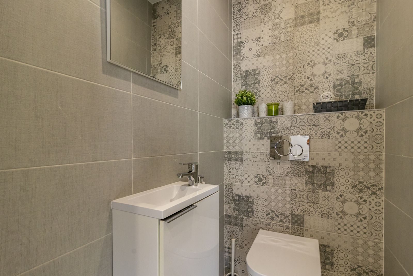 0acc24b99e221940feb71c90d9bad563 - 7