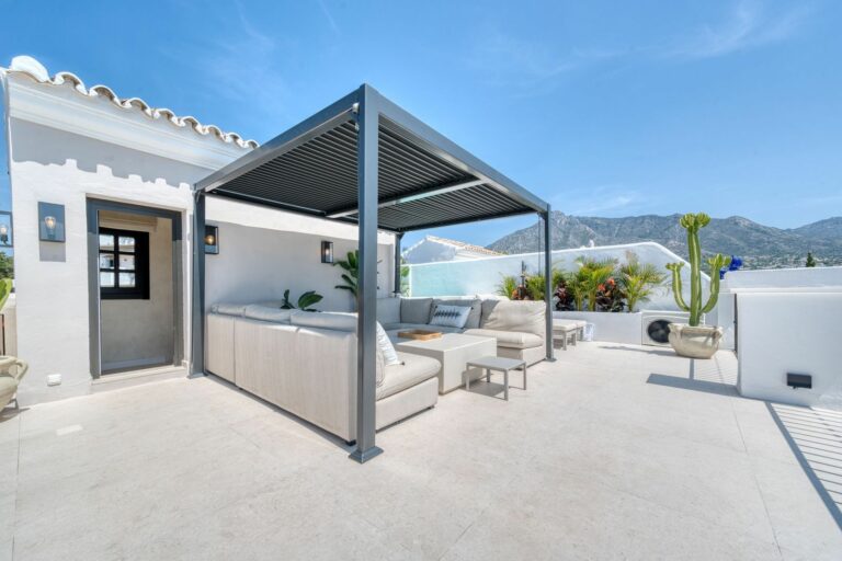 0c0bfcaa59ca870bb43b3ee7e6539d90 - 13