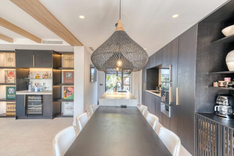 0c0bfcaa59ca870bb43b3ee7e6539d90 - 5