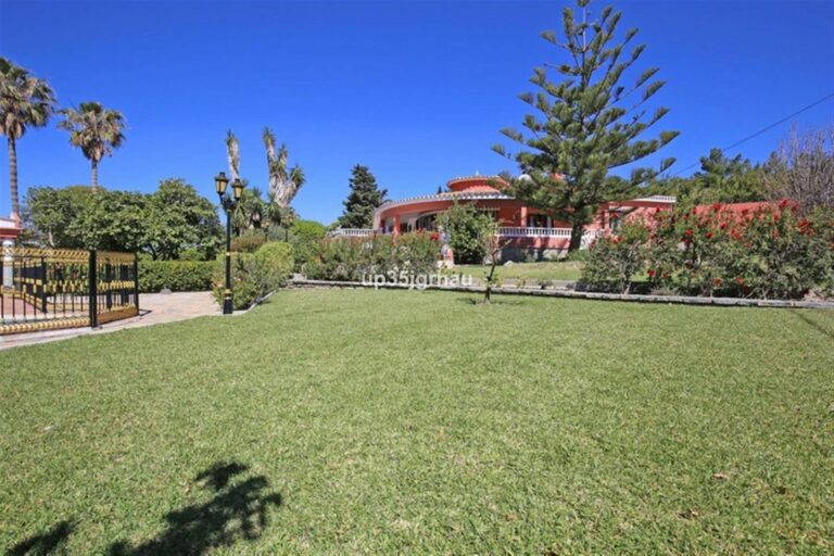 0cee6f187e98a69da132877068334c9c - 11