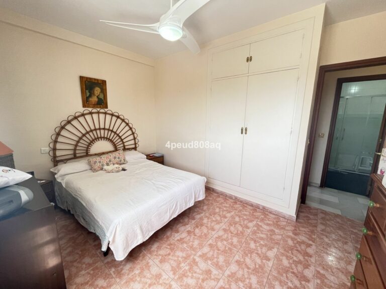 0d7855ef569d699f656870b719e8bf83 - 15