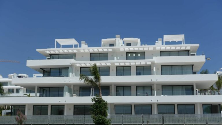 0d7e0944cd5e9f38e452dc2682b77382 - 1