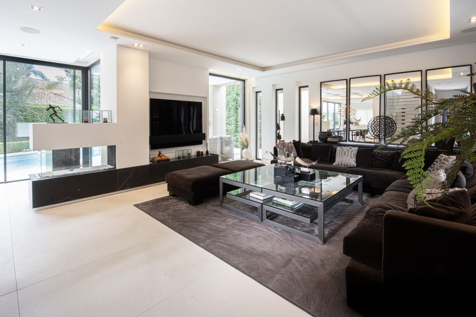 0eb95278994745cf1dc488c859c23cbf - 4