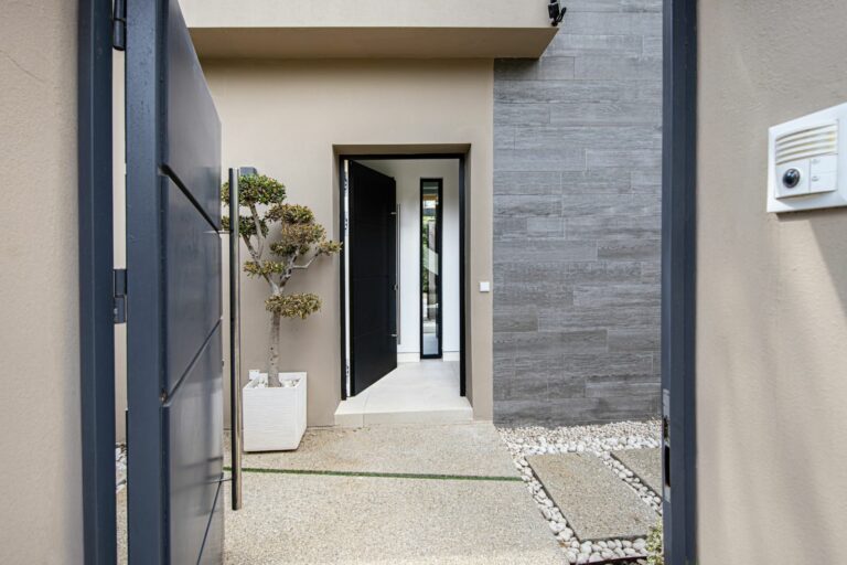 0eb95278994745cf1dc488c859c23cbf - 6